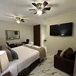 Solis Dies Hotel