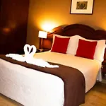Solis Dies Hotel